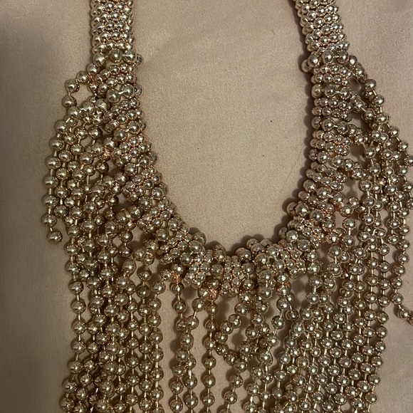 H&M beaded gold necklace - Picture 5 of 5